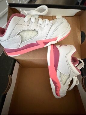Jordan 5 Retro Low TD “Desert Berry” talla 7C.
